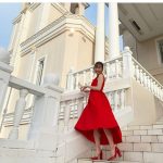 SKE48 須田亜香里、海外撮影（？）な赤ドレスコーデに「綺麗ですよ」「ステキすぎる」と絶賛の声