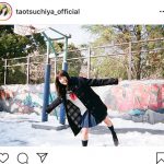 土屋太鳳が『春待つ僕ら』の秘蔵制服ショットを公開「本物の桜の季節に載せることが出来て本当に良かった」