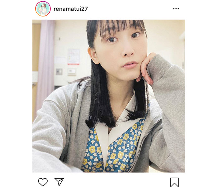松井玲奈、朝ドラ『エール』衣装オフショット公開！「待ってました」「玲奈さんやっぱ美人さんだ」