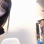 ラストアイドル 間島和奏、テレワーク中の“写り込み”風写真が話題！「センスの塊」「これは仕事頑張れる」