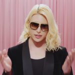 ローランド、同棲中の甘いひと時をドラマ化した胸キュン動画に初出演