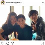土屋太鳳、姉・炎伽、弟・神葉との3姉弟ショットを公開！「みんな顔似てる」「綺麗な3人で羨ましい」