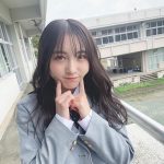 NMB48 山本彩加、可愛さの頂点に達した制服オフショット公開！ 「可愛さが神」「こんな可愛いJKっている？」