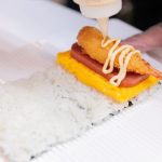 ミス沖縄・平良エレア、木村梨菜、小嶺美沙樹が東京初上陸「ポークたまごおにぎり」を紹介！