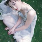 福原遥、ヌーディーな爽やかポートレートを掲載！＜blt graph. ＞
