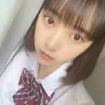 乃木坂46 堀未央奈、『君の名は。』の再現コスプレを披露！「リアル三葉や」「制服姿似合いすぎ」