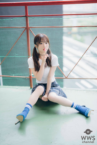 「#ババババンビ」岸みゆ、ヘルシーなミニスカアザーカット公開！