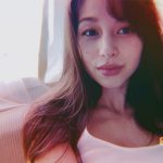 中条あやみ、タンクトップ姿のお部屋ショットを披露「みんなはお家で何してる？？」