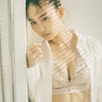 御寺ゆき、初のランジェリーも公開！「思い出に残る楽しい撮影に」