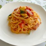 AKB48が牛乳を使った料理に挑戦！第一弾はカルボナーラに挑戦＜OUCプロジェクト＞