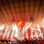 UVERworld、伝説の「男祭り」東京ドーム公演がいよいよWOWOWで放送