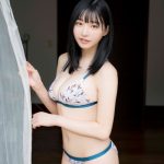 我妻ゆりか、個性の補聴器を付けてグラビア初登場「一生の宝物です」