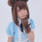 えなこ、新作CDリリースに合わせてクマ耳アリス衣装を公開！アクセサリーには名古屋愛も！！