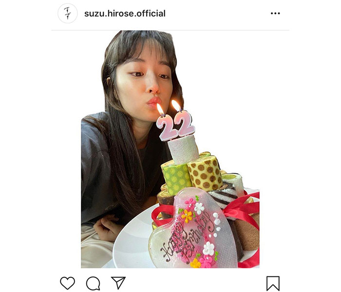広瀬すず、22歳のバースデーケーキを公開！比嘉愛未、山田裕貴からもメッセージ