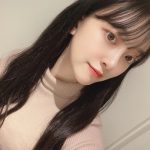 乃木坂46 堀未央奈、髪色を「ダークグレージュ」に染めたイメチェンショット公開！「綺麗な顔立ち」「暗めなのに透明感あってかわいい」