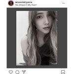 AKB48 入山杏奈、艶やかな視線のモノクロポートレート公開「ハリウッドセレブかと思った」