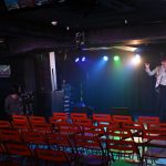 新浜レオン、無観客で新曲『君を求めて』初歌唱イベントを開催