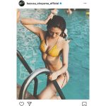奥山かずさ、プールサイドの女神ショットを公開