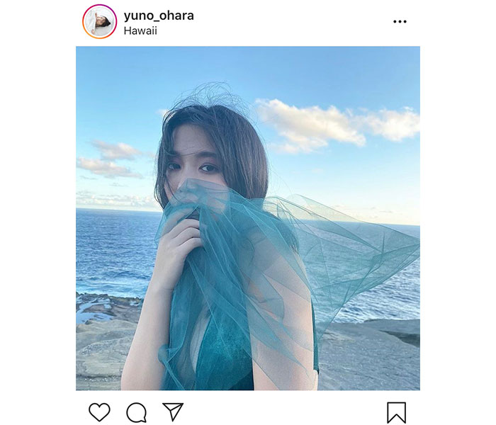 大原優乃、海と空の幻想的なカレンダーオフショットを披露「大好きっていう言葉しか出て来ない」