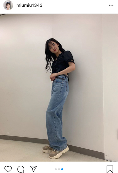 AKB48 下尾みう、ヘソ出し全身コーデを披露！「おなか出しカワイイ」「すごいオシャレ」と反響