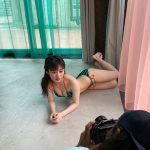 NMB48 川上千尋、ヘルシーなスイカ水着オフショットを公開！「可愛すぎて頭抱えました」「スタイルよくて憧れ！！！」