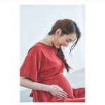 早見あかり、マタニティフォトを公開。大きくなるお腹に「ニヤニヤしちゃいます」