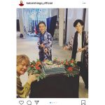香取慎吾、草なぎ剛の誕生日を祝った「新しい地図」3ショットを公開！
