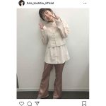 小芝風花、癒しのスマイルに「可愛いポーズと笑顔が素敵」の声も！＜オスカル！はなきんリサーチ＞