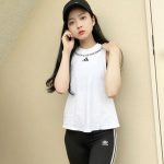 川瀬莉子、ヘルシーなスタイルが映えるスポーツウェア姿を披露！「一緒にランニングしたいです！」