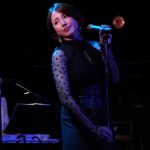 吉川友、半年ぶりのワンマンライブで粒数えに挑戦！「32粒、数えたー！」