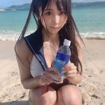 真島なおみ「一緒に海行こっ？」青春の一コマのような「海の日」オフショット披露