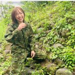 SKE48 須田亜香里が陸自迷彩服オフショットを披露！「瞳の中のセンターにロックオン」