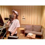 AAA 宇野実彩子、ピンクコーデで臨んだレコーディング風景を公開！