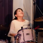 "美人サックス奏者"中村有里が、配信LIVEを実施。ファンからも賞賛の声多数！