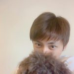 AAA 與真司郎、18歳の愛犬の誕生日を祝福「大先輩すぎて、今日から敬語使おう」