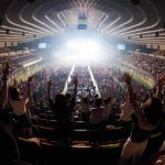 奥田民生、阿部真央、瑛人らが真夏の大阪城ホールを沸かせる!「Osaka Music DAYS!!! THE LIVE in 大阪城ホール」2日目開催