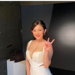 天木じゅん、エレガントな白ワンピの大人ショット公開！「美しいです！」「エロ可愛い」