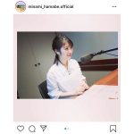 浜辺美波の白ワンピース姿に「可愛すぎます」「やっぱ白似合う」と反響も