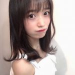 elsy 橋本せいな、肩出しの白衣装コーデを披露「かわいい天使」「美しい」と反響