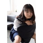 倉沢しえり、セーラー服を脱ぎ捨てた白ビキニショット披露！「かわい過ぎる！」「セクシー過ぎだよ」
