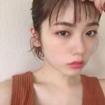 小芝風花、汗で火照った艶やか美顔ショットに歓喜の声！「朝から癒されます」「撮影頑張ってね」