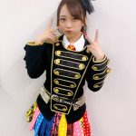 AKB48 向井地美音の「人生を変えてくれた1曲」、大島優子から継承した『ヘビーローテーション』衣装で「FNS歌謡祭」に出演！