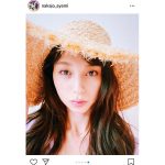 中条あやみ、麦わら帽子姿の自撮りショットを連続公開！「控え目に言って最高です」