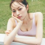 乃木坂46 梅澤美波、初のビキニカットが解禁！「自信を持って楽しく撮影に挑めました！」