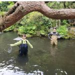 横浜流星と浜辺美波、池の水を抜いてしまいそうなウエットスーツ姿でリハーサル「凄いレアなお姿」「俳優さんって凄い」＜私たちはどうかしている＞