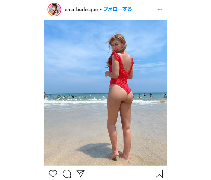 バーレスク東京・エマ、ヘルシーな水着で美ヒップ披露「海にいる時が1番幸せー」
