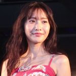 佐野ひなこ、NiziU（ニジュー）の“縄跳びダンス”に挑戦したダンス動画を公開！「待ってかわいすぎ」「動画見て元気でました」