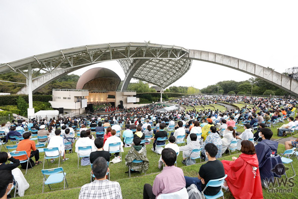エビ中、全編生バンド演奏での野外ワンマンコンサート