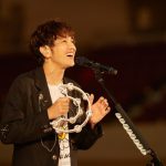 ゆず、初のオンラインツアーを横浜よりスタート! 「親バカ青春白書」主題歌『公私混同』を初披露、AR演出やファンがアバターで参加する新たなライブ体験届ける。