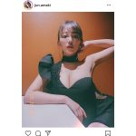 天木じゅん、ワンショルダーの黒ドレスで魅せる大人の視線